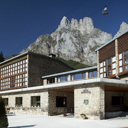 Parador De Fuente De Exterior photo
